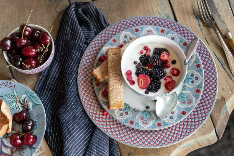 Flower Festival Dinerbord Rood/Lichtblauw 26.5 Cm