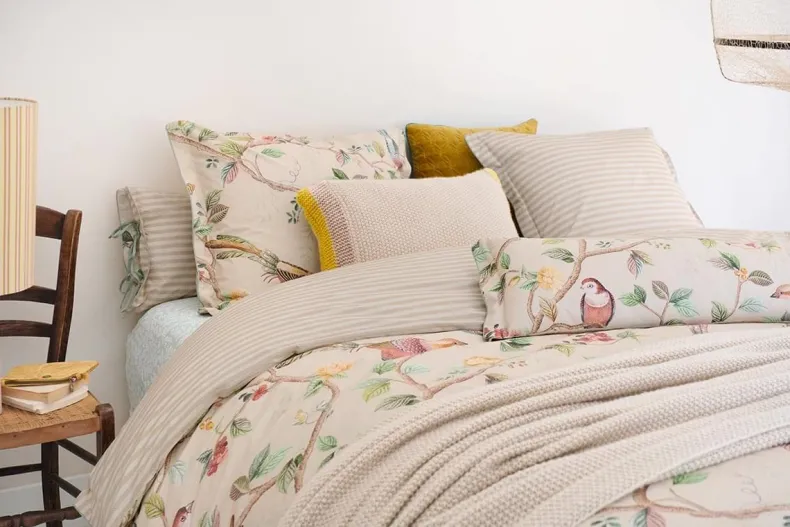 Kussensloop Good Nightingale Zand